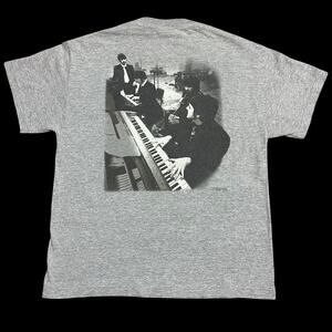 Vintage Y2K The Beatles in the Studio Sgt Pepper Abbey Road Photo Tee Shirt Sz L